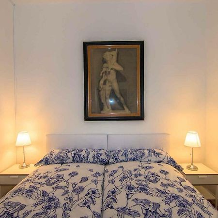 Apartamento Piamonte Apartment มาดริด ภายนอก รูปภาพ